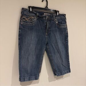 Classic Blue long Bermuda Jeans with embroidered embellishments